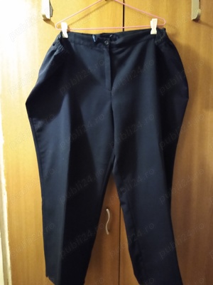 Vand - pantalon stofa, subtire, marimea 56, albastru inchis, 120 lei, si costum de baie, marime 56, - imagine 5