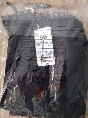 Vand - pantalon stofa, subtire, marimea 56, albastru inchis, 120 lei, si costum de baie, marime 56, - imagine 4