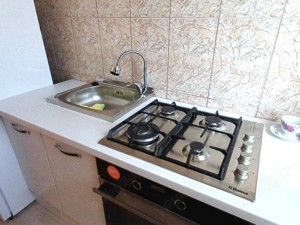 Apartament renovat, 2 camere, semidecomandat, etaj 3 din 4, Tiglina 1 - imagine 8