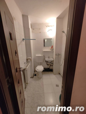 Vând apartament 4 Camere în Zona 9 Mai, etaj Intermediar - imagine 8