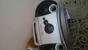 Vând radiocasetofon Schneider stereo și casete - imagine 2