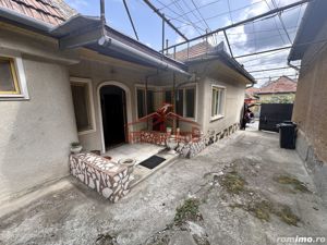 Casa de vanzare cu 3 camere in Medias zona centrala - imagine 17 Casa de vanzare cu 3 camere in Medias zona centrala - imagine 17