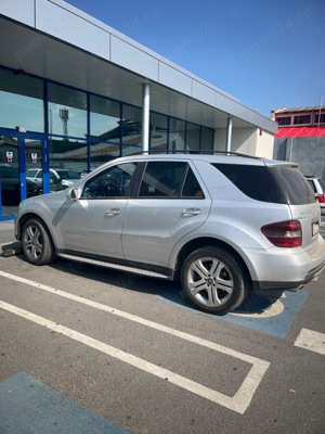 Dezmembrez Mercedes Benz ML 320  - imagine 6