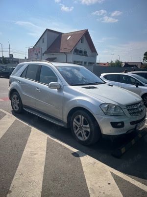 Dezmembrez Mercedes Benz ML 320  - imagine 9