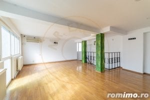 Casa spatioasa +Spatiu Comercial zona Stefanesti Arges! - imagine 12