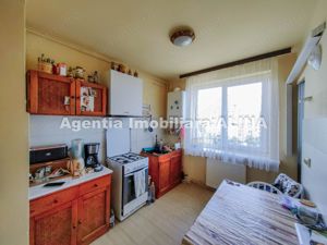 Ap. 2 camere in Deva, zona Ultracentrala, Piata Victoriei, 46mp, semidecomandat, etaj 4... - imagine 10