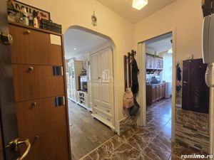 Apartament de vanzare, 3 camere, zona Anton Pann, Sighisoara - imagine 2