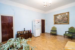 Casă / Vilă apartament cu 4 camere de vânzare în zona Ultracentrala - imagine 4