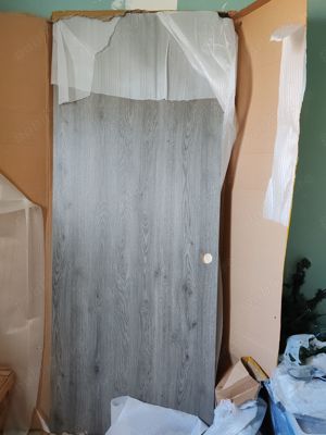 Vând ușa culisantă interior 