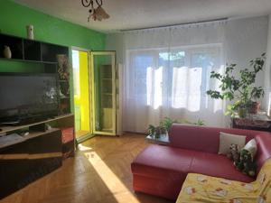 Inchiriere Apartament cu 3 camere Aradului 400 Euro - imagine 4