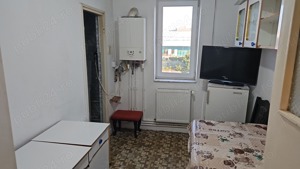 Închiriez apartament 4 camere în regim hotelier  - imagine 4