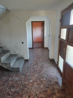 Vand sau schimb casa, cu apartament 3 camere la parter  in drobeta turnu severin   - imagine 2