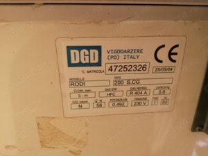 Vând vitrina frigorifica 