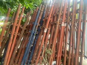 Vând schela metalica, popi metalici, vincluri, furci pentru cofraje  - imagine 5