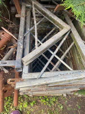 Vând schela metalica, popi metalici, vincluri, furci pentru cofraje  - imagine 10