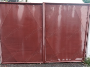 Porți intrare auto.