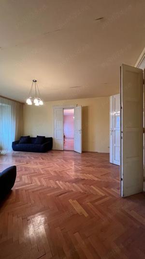 Apartament 3 camere in zona Ultracentrala - imagine 8