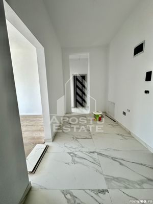 Apartament cu 2 camere, decomandat, etaj 1, zona Planetelor din Giroc - imagine 3