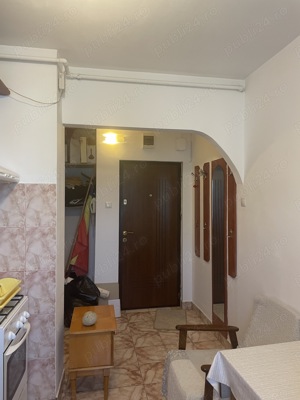 Slavici, 2 camere semidecomandat,etaj 4 cu acoperis,balcon,pret 55.000 euro - imagine 7