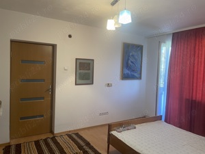 Slavici, 2 camere semidecomandat,etaj 4 cu acoperis,balcon,pret 55.000 euro - imagine 8