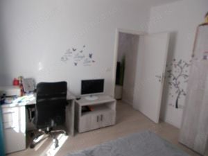 Apartament 3 camere, Dumbravita, parter, mobilat, langa sat - imagine 19