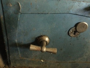 Vand seif cu doua corpuri - imagine 2