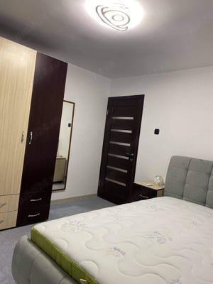 Inchiriez apartament in 1 Mai zona sara - imagine 7