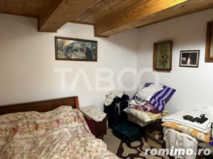 Casa de vanzare 2 camere 2340 mp teren in Comuna Parau Judetul Brasov - imagine 4