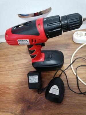 Surubelnita cu acumulator si incarcator 14.4V