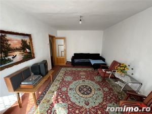 Apartament 4 camere , etaj 2, zona Sud - Paco, liber - imagine 3