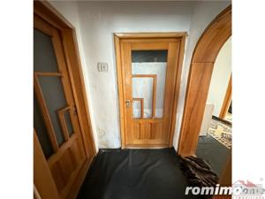 Apartament 4 camere , etaj 2, zona Sud - Paco, liber - imagine 17