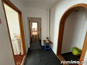 Apartament 4 camere , etaj 2, zona Sud - Paco, liber - imagine 14