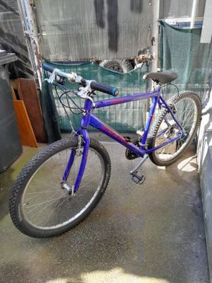 Bicicletă adulți mov