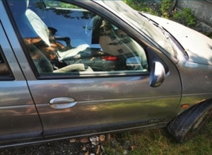 Dezmembrez Renault Megane 1 Classic 1.9dci 14000km nelovit - imagine 4