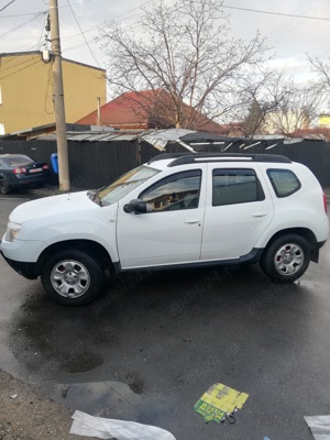 Duster 1,6 cu GPL  4x2 - imagine 5