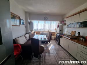 Apartament 3 camere- ULTRACENTRAL- Mihai Viteazu- in Inima Bacaului - imagine 3