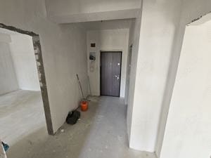 98000 EURO !! 3 Camere  -Bloc Nou-------- 82mp  - imagine 5