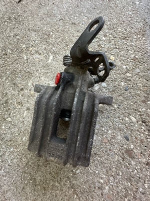 Etrieri frana VW Golf 6 / spate