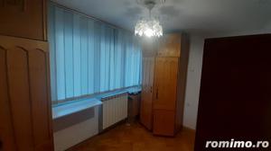 Vilă S+P+1+M cu teren 340mp București - Luica - imagine 10