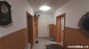 Vilă S+P+1+M cu teren 340mp București - Luica - imagine 8