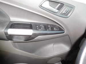 Ford Grand Tourneo - imagine 6