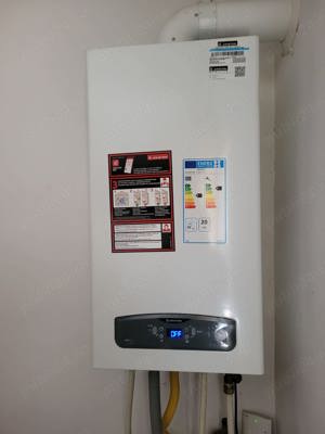 Închiriez apartament 3 camere 85mp et 4 4 Govindari 300 euro + garanție 300 euro - imagine 5