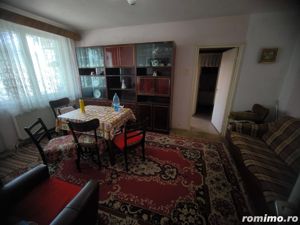 Apartament cu trei camere de vânzare in zona M4 - imagine 2