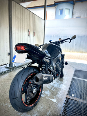 Yamaha FZ1 N All Black - imagine 3