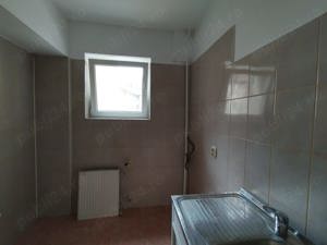 Vand Apartament cu 3 camere zona Cismigiu -Facultatea de Drept  - imagine 2