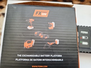 Incarcatoare noi ( 3 modele ) pentru acumulatori de 20V - 4A   2,4A - imagine 2