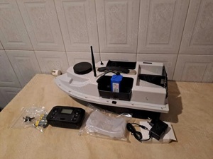 Barca de nadit cu GPS