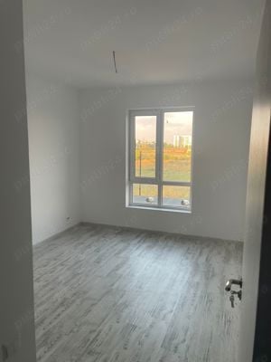 Apartament 2 cam, nou,  parțial mobilat, loc parcare acoperit. - imagine 4