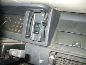  dezmembrez Renault Rapid 1,6D - imagine 5