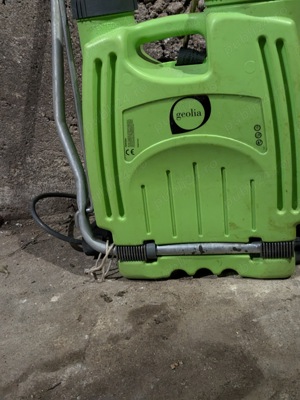 Pompa manuală de gradina  - imagine 2